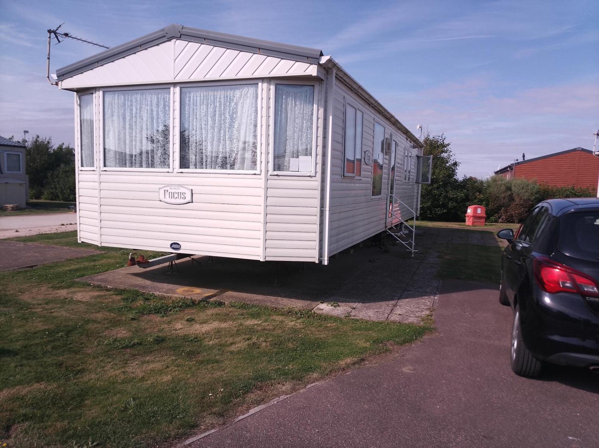 Cozy Camber Caravan 3 Bedroom Retreat With Decking Rye Exterior foto