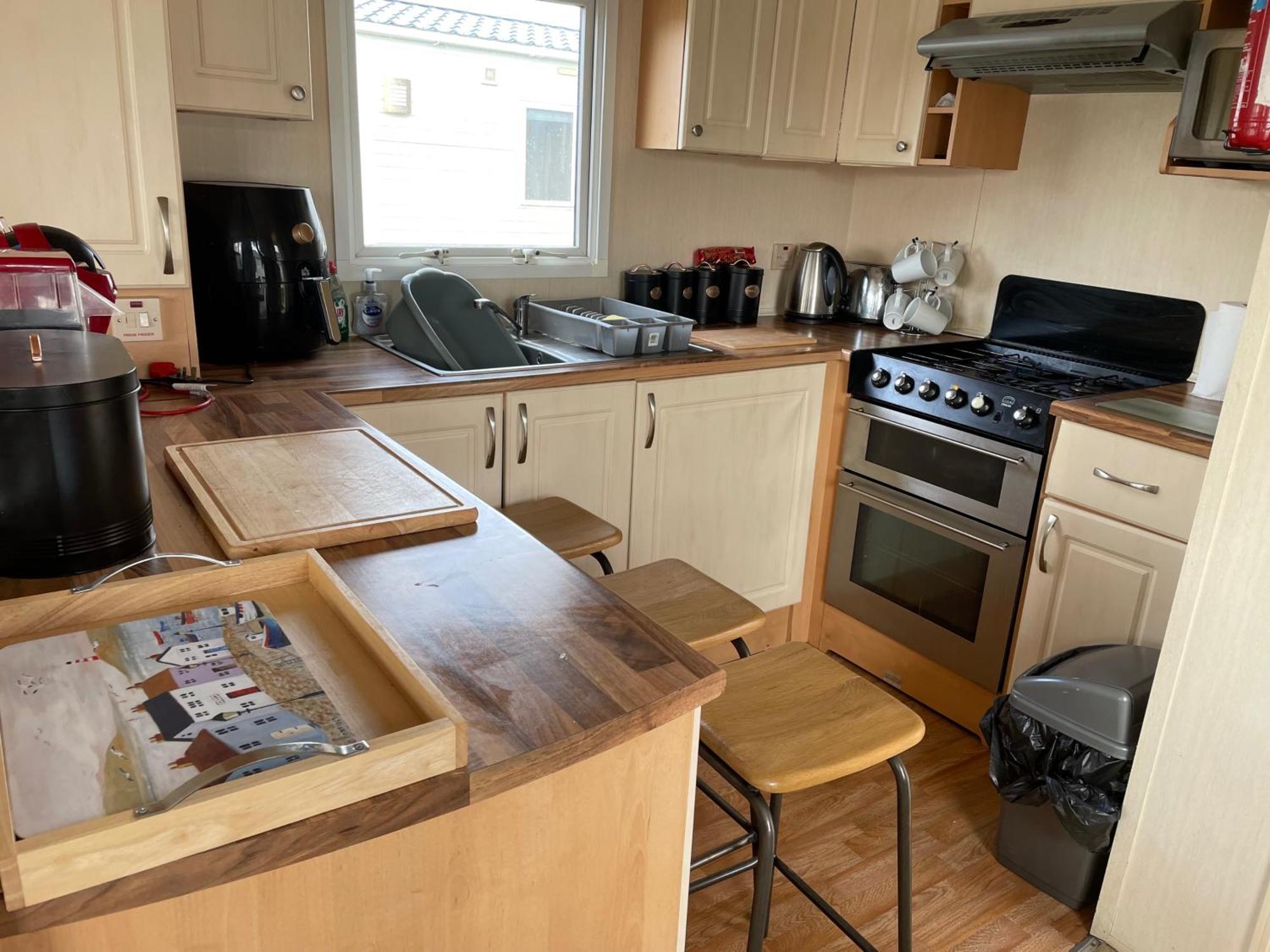 Cozy Camber Caravan 3 Bedroom Retreat With Decking Rye Exterior foto
